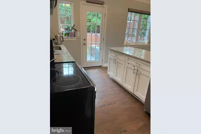 703 Chetworth Place, Alexandria, VA 22314 - Photo 9