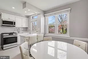 117 Wesmond Dr, Alexandria, VA 22305 - Photo 3