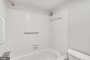 1225 Martha Custis Dr, Alexandria, VA 22302 - Photo 23