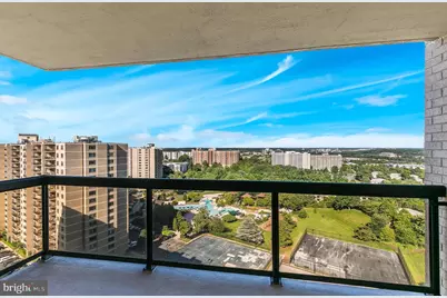 307 Yoakum Parkway #1715, Alexandria, VA 22304 - Photo 3