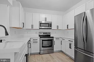 4551 Strutfield Ln, Alexandria, VA 22311 - Photo 5