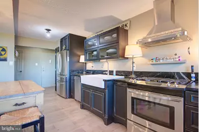 2500 N Van Dorn Street #801, Alexandria, VA 22302 - Photo 9