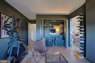 2500 N Van Dorn St, Alexandria, VA 22302 - Photo 23