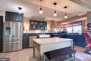 2500 N Van Dorn St, Alexandria, VA 22302 - Photo 3