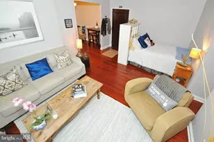 906 S Washington St, Alexandria, VA 22314 - Photo 3