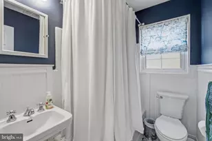 402 Skyhill Rd, Alexandria, VA 22314 - Photo 27