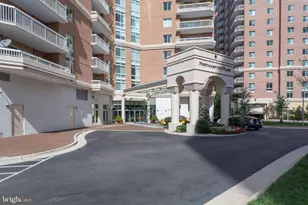 3101 N Hampton Dr, Alexandria, VA 22302 - Photo 19