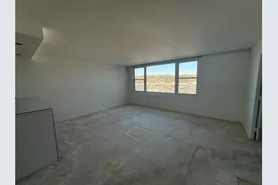 4600 Duke Street #923, Alexandria, VA 22304 - Photo 3