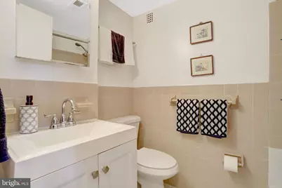 5340 Holmes Run Parkway #510, Alexandria, VA 22304 - Photo 15