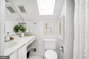 803 Green St, Alexandria, VA 22314 - Photo 37