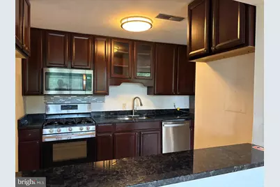 525 N Armistead Street N #302, Alexandria, VA 22312 - Photo 5