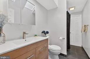 215 S Payne Street S, Alexandria, VA 22314 - Photo 41