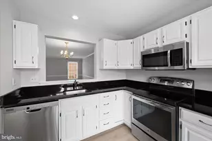 299 S Pickett St, Alexandria, VA 22304 - Photo 11