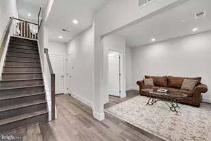 147 Prairie Ln, Alexandria, VA 22314 - Photo 3