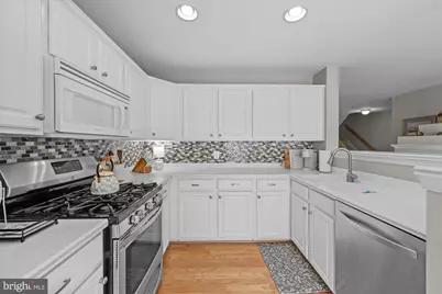 5115 Donovan Drive, Alexandria, VA 22304 - Photo 9