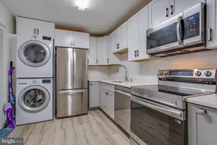 203 Yoakum Pkwy, Alexandria, VA 22304 - Photo 9