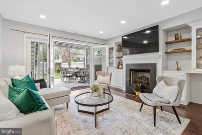 816 S Pitt Street, Alexandria, VA 22314 - Photo 87