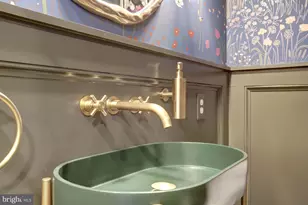 816 S Pitt St, Alexandria, VA 22314 - Photo 51