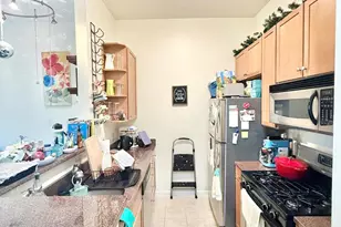 309 Holland Ln, Alexandria, VA 22314 - Photo 5