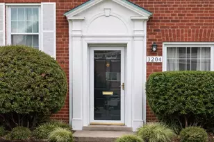 3204 Ravensworth Pl, Alexandria, VA 22302 - Photo 1
