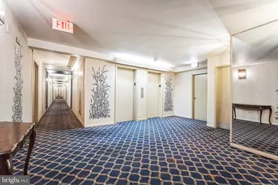 5340 Holmes Run Parkway #700, Alexandria, VA 22304 - Photo 3