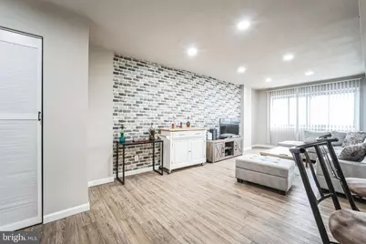 5340 Holmes Run Parkway #700, Alexandria, VA 22304 - Photo 7