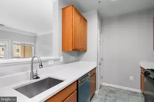 4852 Eisenhower Ave, Alexandria, VA 22304 - Photo 11