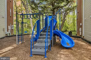 3313 Wyndham Cir, Alexandria, VA 22302 - Photo 33