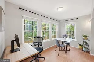 3313 Wyndham Cir, Alexandria, VA 22302 - Photo 13