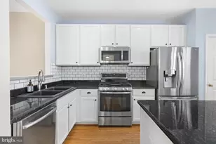 170 Barrett Pl, Alexandria, VA 22304 - Photo 17