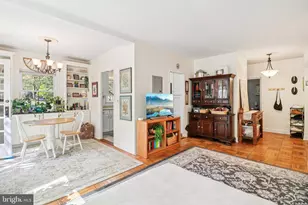 1144 Valley Dr, Alexandria, VA 22302 - Photo 9