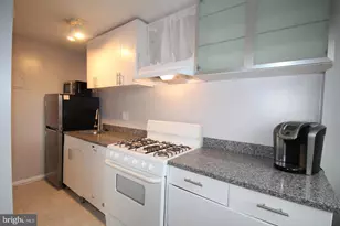 2500 N Van Dorn St, Alexandria, VA 22302 - Photo 7