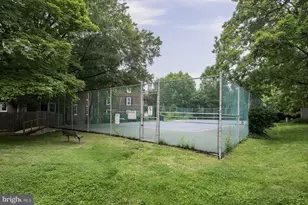 2911 S Dinwiddie St, Arlington, VA 22206 - Photo 59