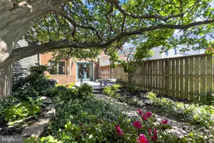 122 N West St, Alexandria, VA 22314 - Photo 45