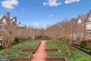 115 N Lee St, Alexandria, VA 22314 - Photo 27