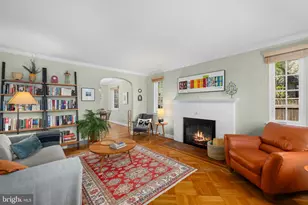 700 Chetworth Pl, Alexandria, VA 22314 - Photo 5