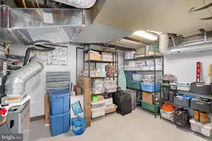 700 Chetworth Pl, Alexandria, VA 22314 - Photo 33