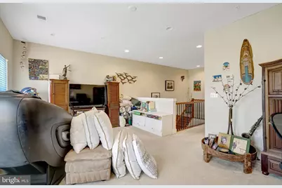 713 E Custis Avenue, Alexandria, VA 22301 - Photo 29