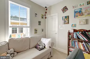713 E Custis Ave, Alexandria, VA 22301 - Photo 25