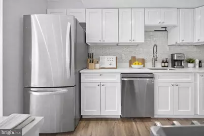 4600 Duke Street #426, Alexandria, VA 22304 - Photo 3