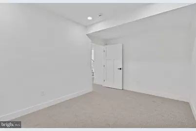 14 E Monroe Avenue, Alexandria, VA 22301 - Photo 95