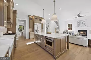 14 E Monroe Ave, Alexandria, VA 22301 - Photo 31