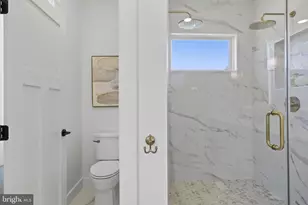 14 E Monroe Ave, Alexandria, VA 22301 - Photo 59