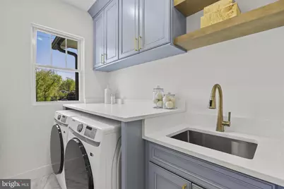 14 E Monroe Avenue, Alexandria, VA 22301 - Photo 79