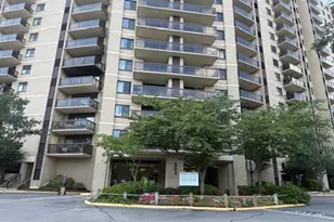 203 Yoakum Pkwy, Alexandria, VA 22304 - Photo 19