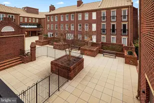 800 S St Asaph St, Alexandria, VA 22314 - Photo 27