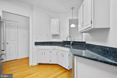 800 S Saint Asaph Street #306, Alexandria, VA 22314 - Photo 9