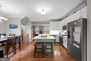 5076 Grimm Dr, Alexandria, VA 22304 - Photo 7