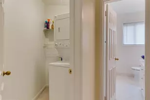 103 Skyhill Rd, Alexandria, VA 22314 - Photo 23