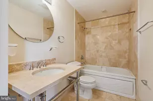 815 King St, Alexandria, VA 22314 - Photo 15